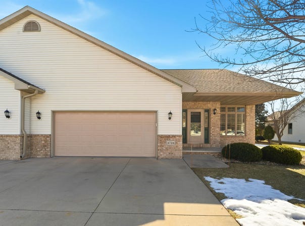 4724 N FALLVIEW Lane, APPLETON, WI 54913