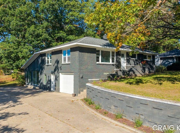 16597 152ND AVENUE, SPRING LAKE, MI 49456