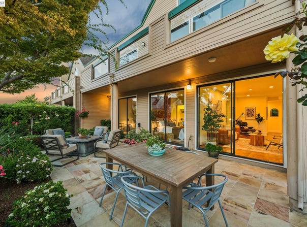 9 REGULUS CT, Alameda, CA 94501