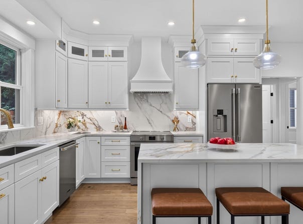 31 Houghton St, Somerville, MA 02143