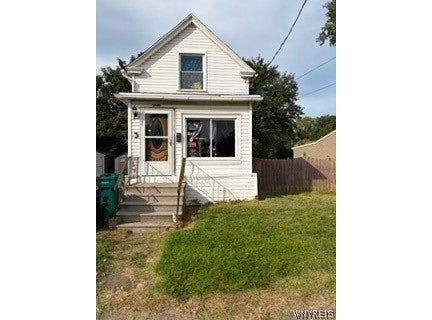5640 Girard Avenue, Niagara Falls, NY 14304