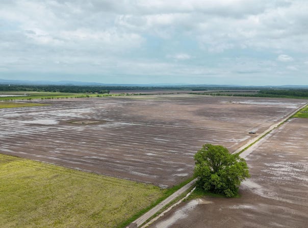 Farm Road, Alma, AR 72921