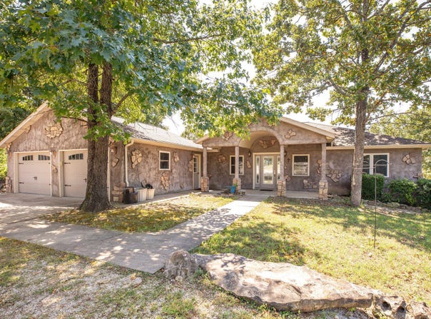 229 Shore Acres Drive, Powersite, MO 65731