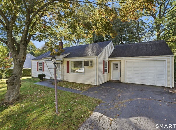 234 Woodycrest Drive, East Hartford, CT 06118