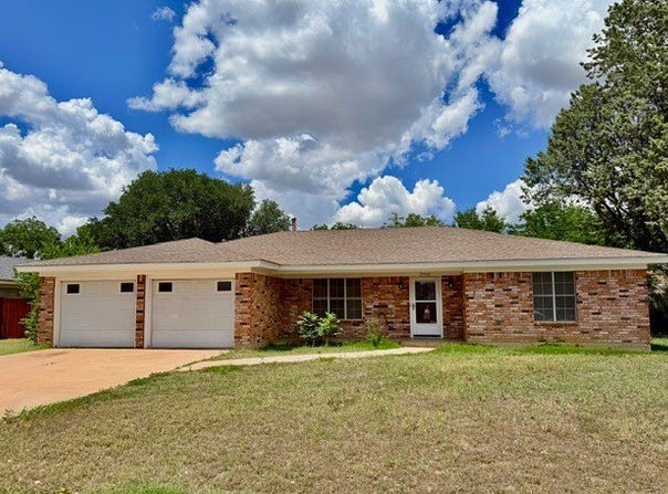 2942 Arrowhead Drive, Abilene, TX 79606