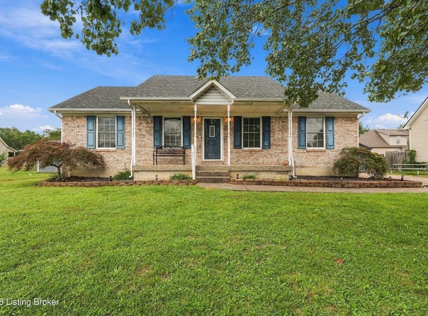 175 Lake Park Ct, Shepherdsville, KY 40165