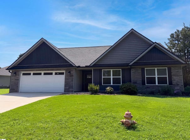 155 Eagle Ridge Drive, Chesnee, SC 29323