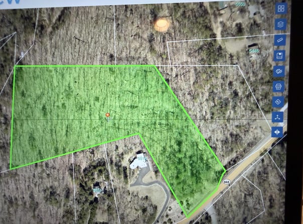 Yellow Mountain Rd, Roanoke, VA 24014