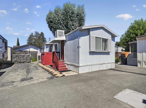 828 Olivina Ave, Livermore, CA 94551