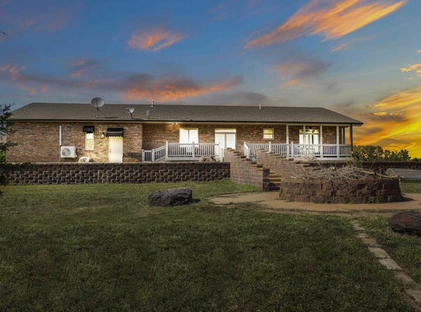 105 Jet Cir, Brookville, KS 67425