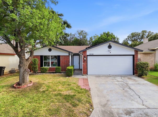 9134 TREE VLG, San Antonio, TX 78250
