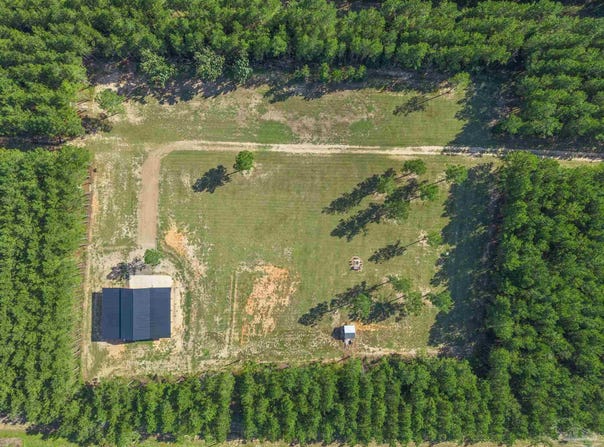 2742 Bud Diamond Rd, Jay, FL 32565