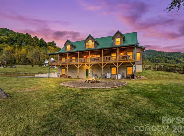 101 Trinity Drive, Clyde, NC 28721