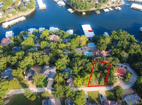 26 St. Tropez Circle, Osage Beach, MO 65065