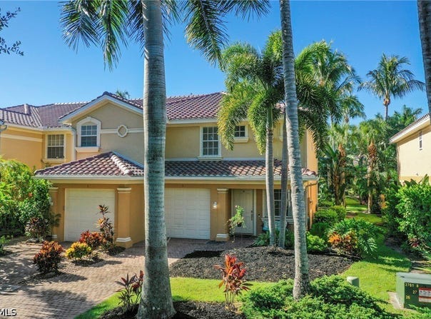 9724 Foxhall Way, Estero, FL 33928