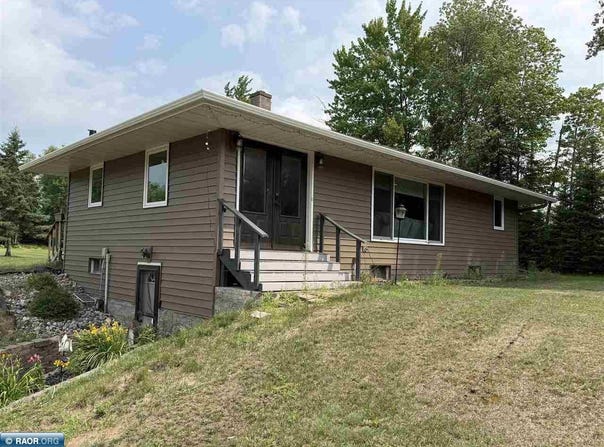 6647 Ajax Rd, Gilbert, MN 55741