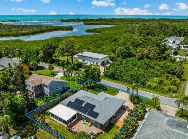 1477 HUDSON Road, VENICE, FL 34293
