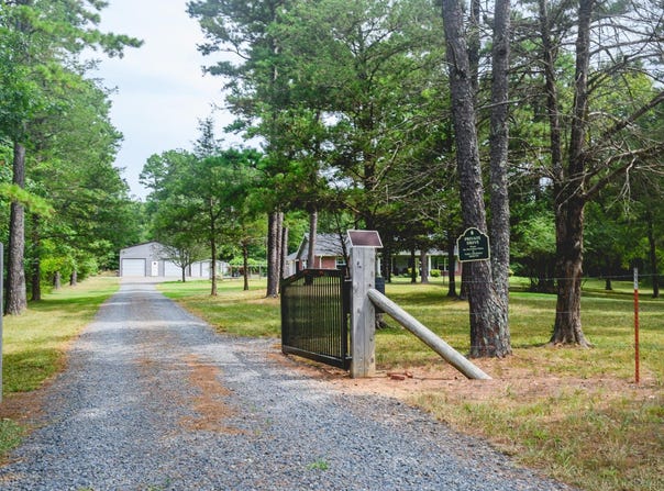 2707 Highway 88, Mena, AR 71953