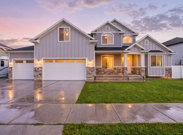 36 W SYRACUSE Rd, Vineyard, UT 84059