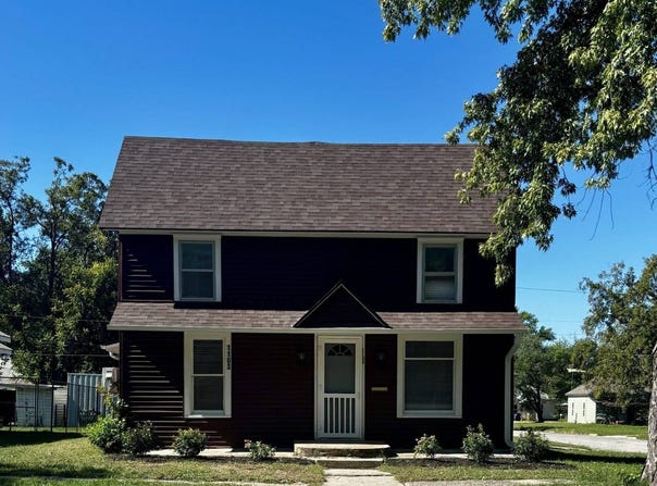 1103 S Grant Ave, Chanute, KS 66720
