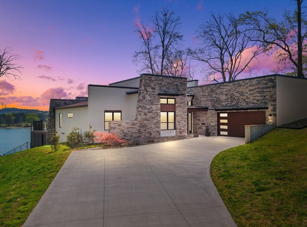 731 Bowman Bend Rd, Harriman, TN 37748