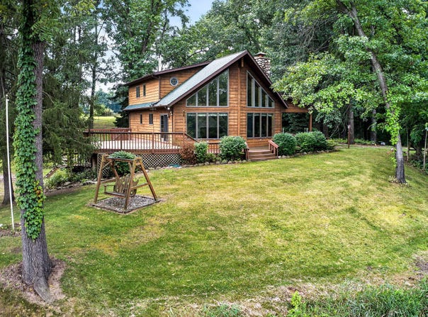 61519 Neaman Road, Constantine, MI 49042