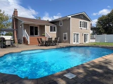 47 Orange Drive, Jericho, NY 11753