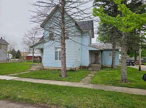 105 N Harrison St, Bloomdale, OH 44817