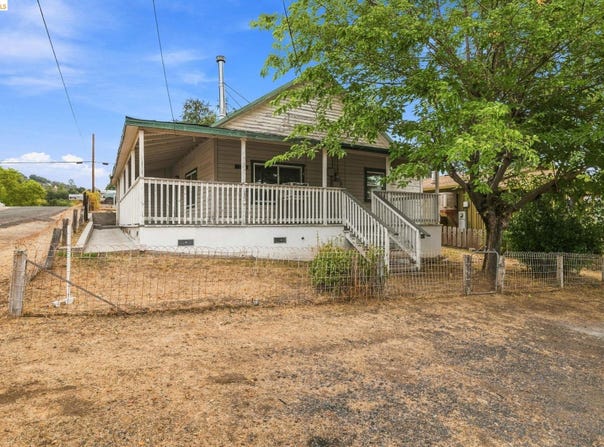 18495 Oak St, Tuolumne, CA 95379