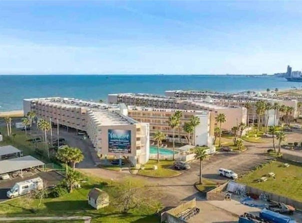 3938 Surfside Boulevard, Corpus Christi, TX 78402