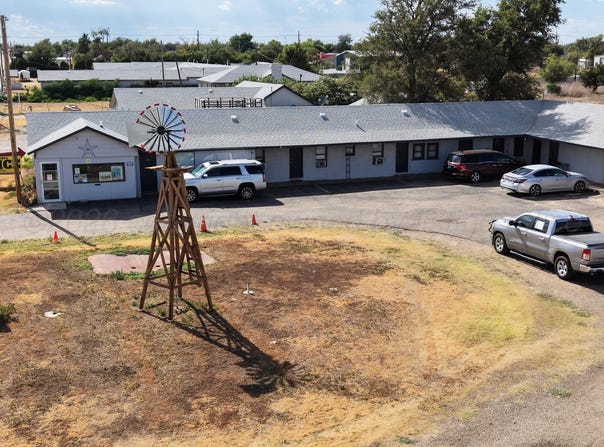 12037 E Frederic Ave, Pampa, TX 79065