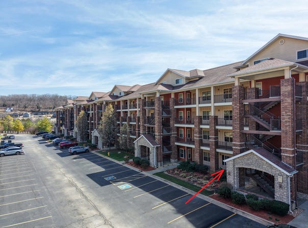 200 Majestic Drive, Branson, MO 65616