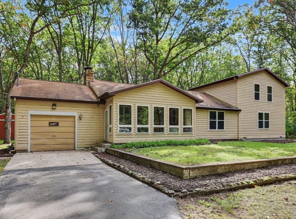 6676 S Walker Road, Fruitport, MI 49415