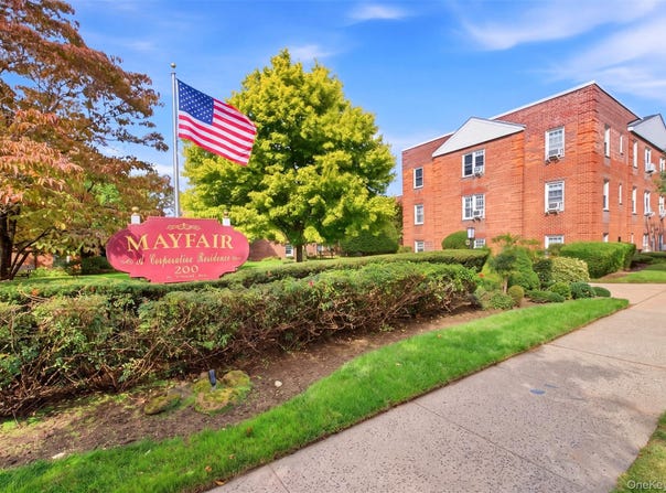 200 N Village Avenue, Rockville Centre, NY 11570