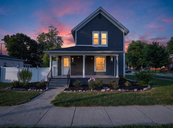 125 E Lincoln Street, Grand Ledge, MI 48837
