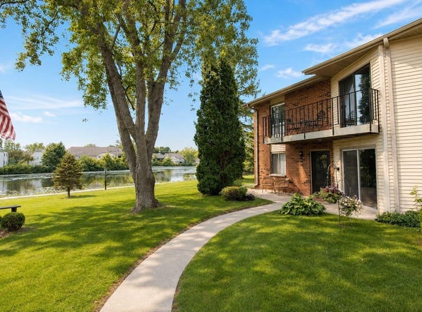 N114W16951 Armada Dr, Germantown, WI 53022