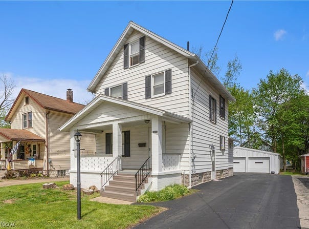 273 Maplewood Avenue, Struthers, OH 44471
