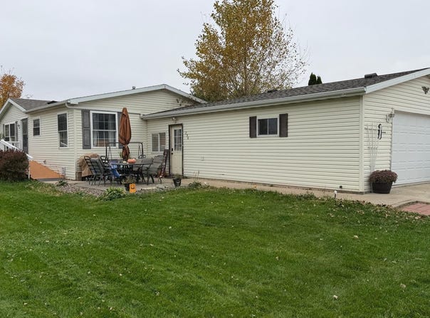 296 Countryview Street, Kasson, MN 55944