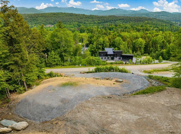 195 Summit View Drive, Stowe, VT 05672