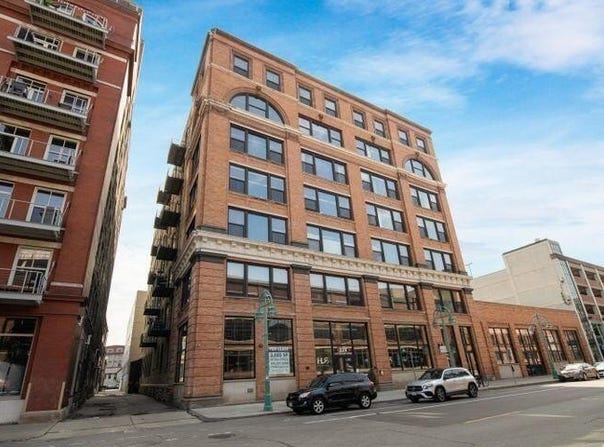 239 E Chicago St, Milwaukee, WI 53202