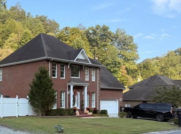 50 Cedar Trace Dr., Prestonsburg, KY 41653