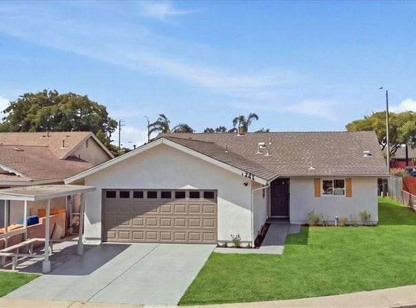221 Vegas Drive, Oxnard, CA 93030