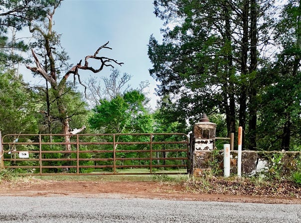 Gibson Road, Athens, TX 75751