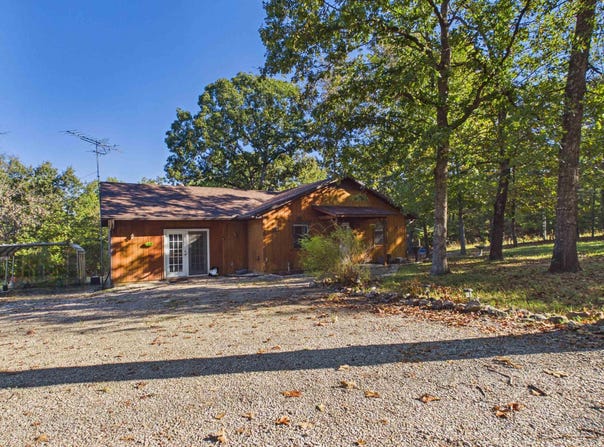 372 CR 149, Elizabeth, AR 72531