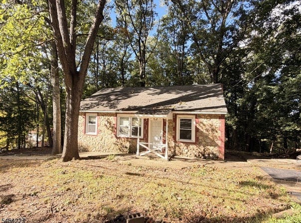601 Succasunna Rd, Roxbury Twp., NJ 07850-1429