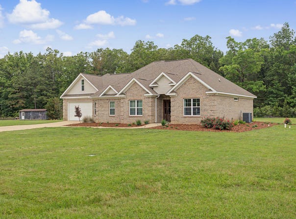 100 Peaceful Lane, Starkville, MS 39759