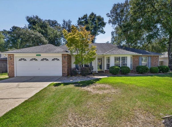 2806 Ping Lane, Crestview, FL 32539