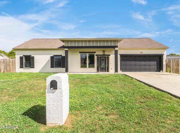 261 Percy Drive, Opelousas, LA 70570