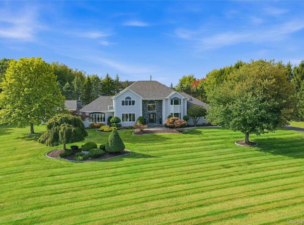 63 Far Horizons Drive, Newburgh, NY 12550