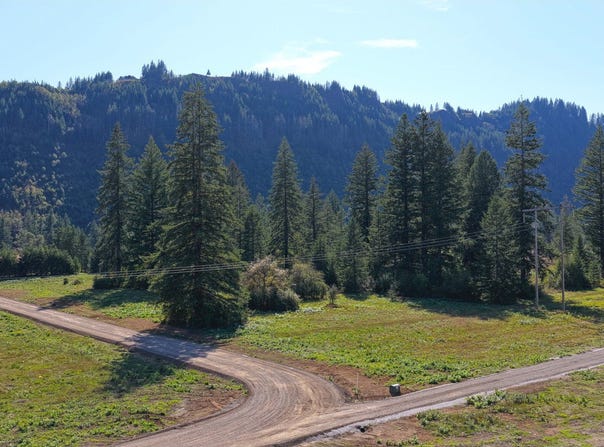 482 Windwock Rd, Ariel, WA 98603